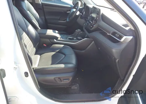 2022 Toyota Highlander Xle из США, поврежденный, VIN 5TDGZRAH2NS129214